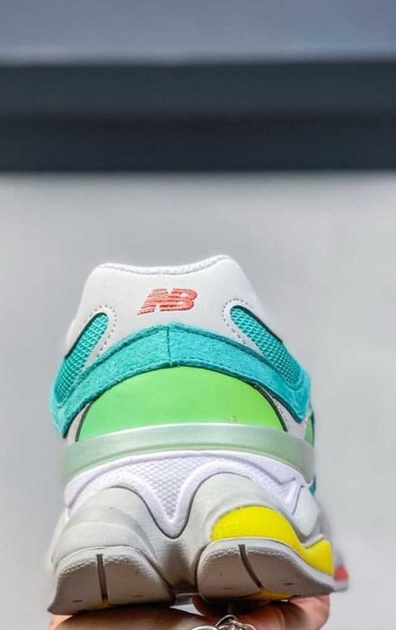 Нови оригинални дамски маратонки New balance 9060 green