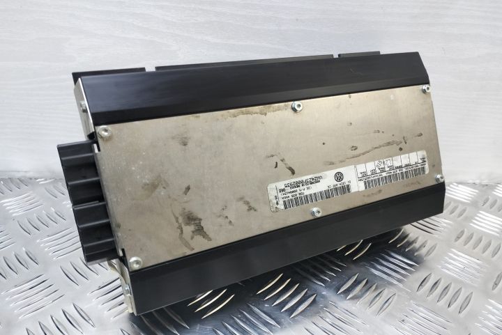 Amplificator audio  3D0035466A Volkswagen VW Phaeton prima generatie