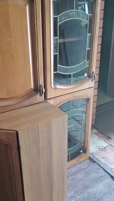 Продам Кухонный Гарнитур