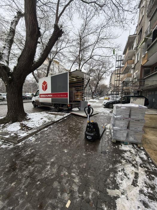 Транспорт с падащ борд