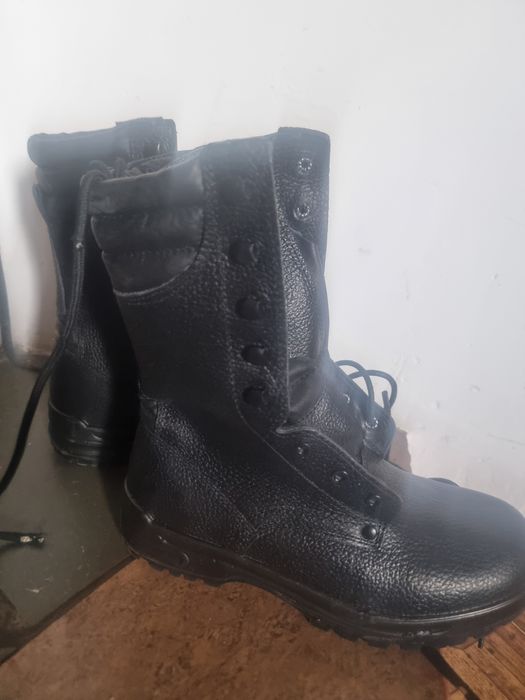 Продам форму ,.берцы и т.д  или поменяю