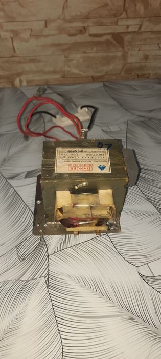 Продаётся запчасти для микроволновки LG..