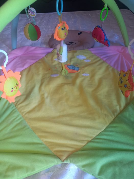 Детский коврик для малышей