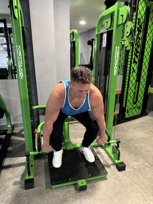 Aparat multifunctional Deadlift / Trapéz / Gambe Atlas Sport (Turn dublu cu scripeți)