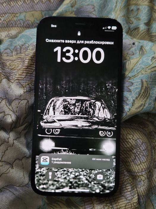 Продам айфон 12 мини