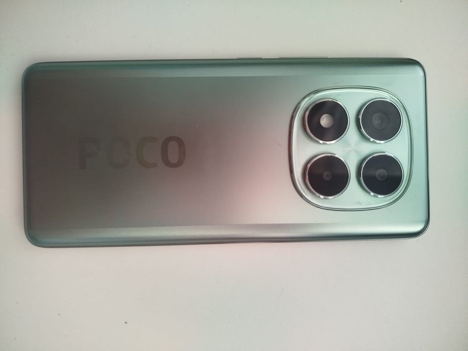 Продам телефон POCO X7