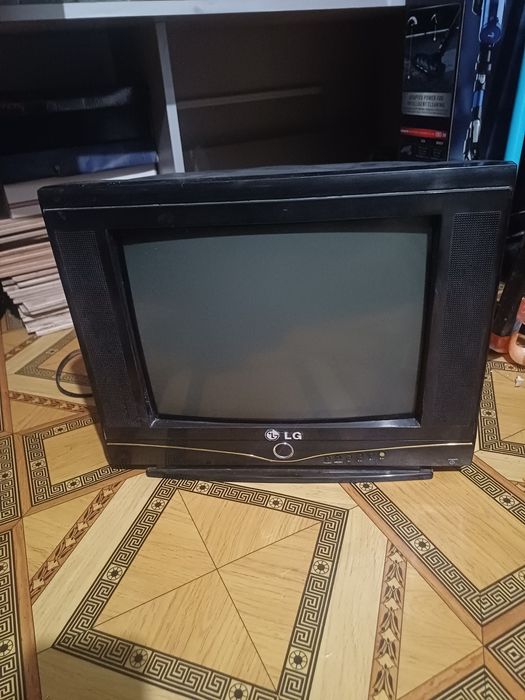 Продается телевизор