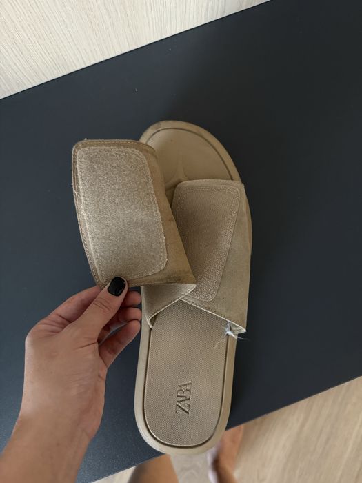 Мужские тапочки ZARA