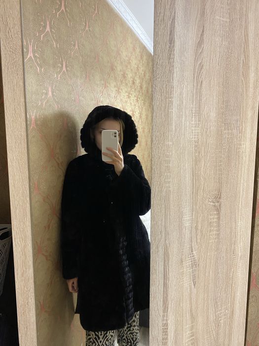 Мутоновая шуба женская