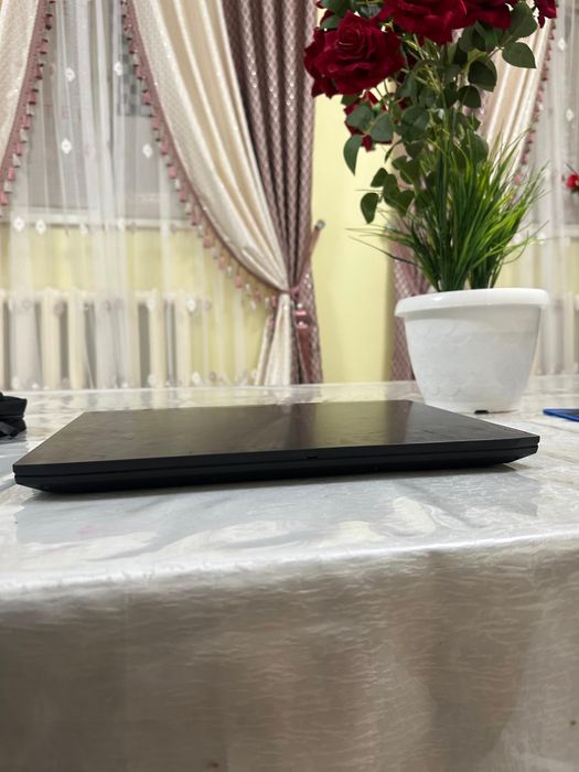 Игровой ноутбук.  Lenovo