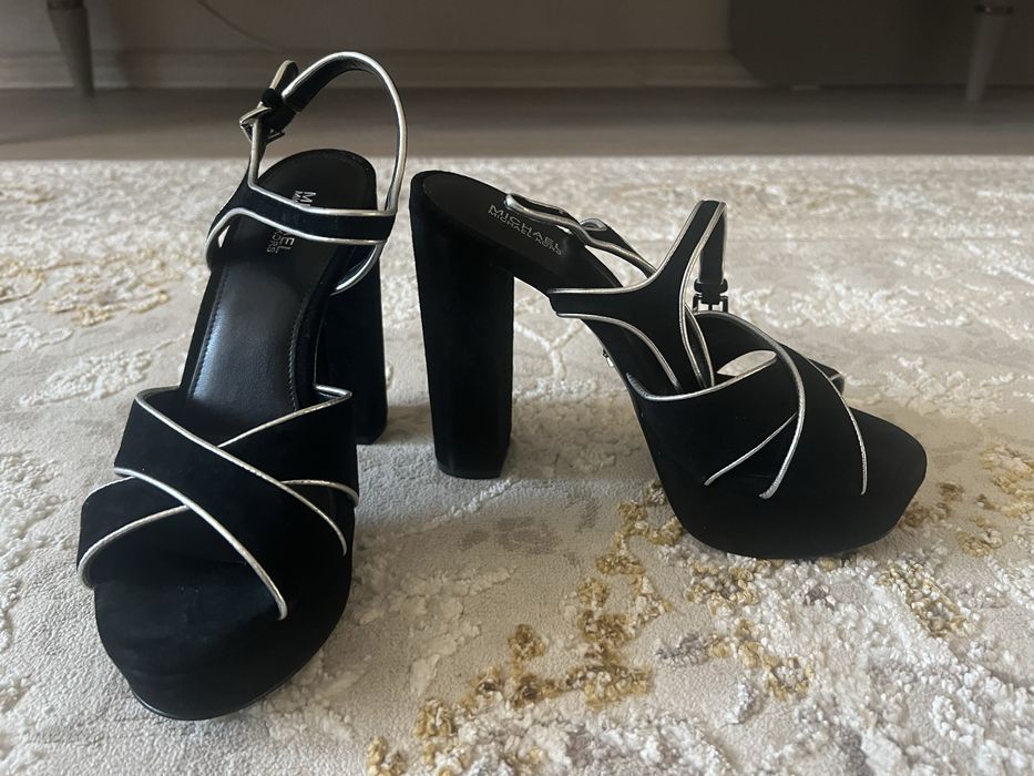 Босоножки Michael Kors