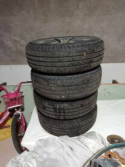 Продам диски с резиной