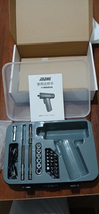 Срочно шуруповёрт сотилади