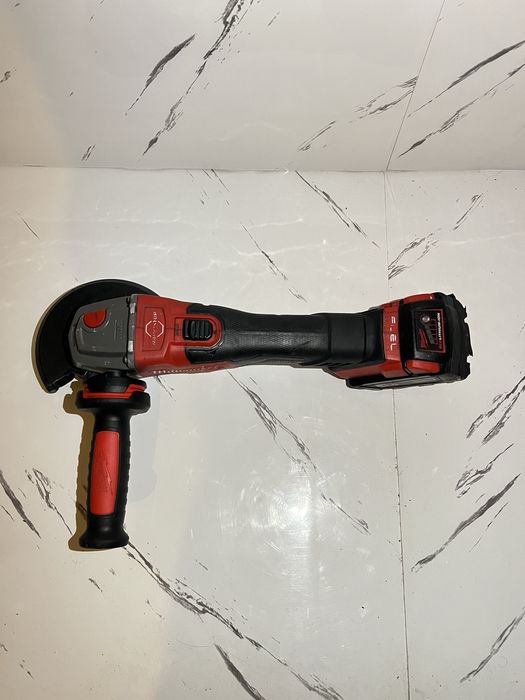 Plizor Unghiular Milwaukee FSAG125XB