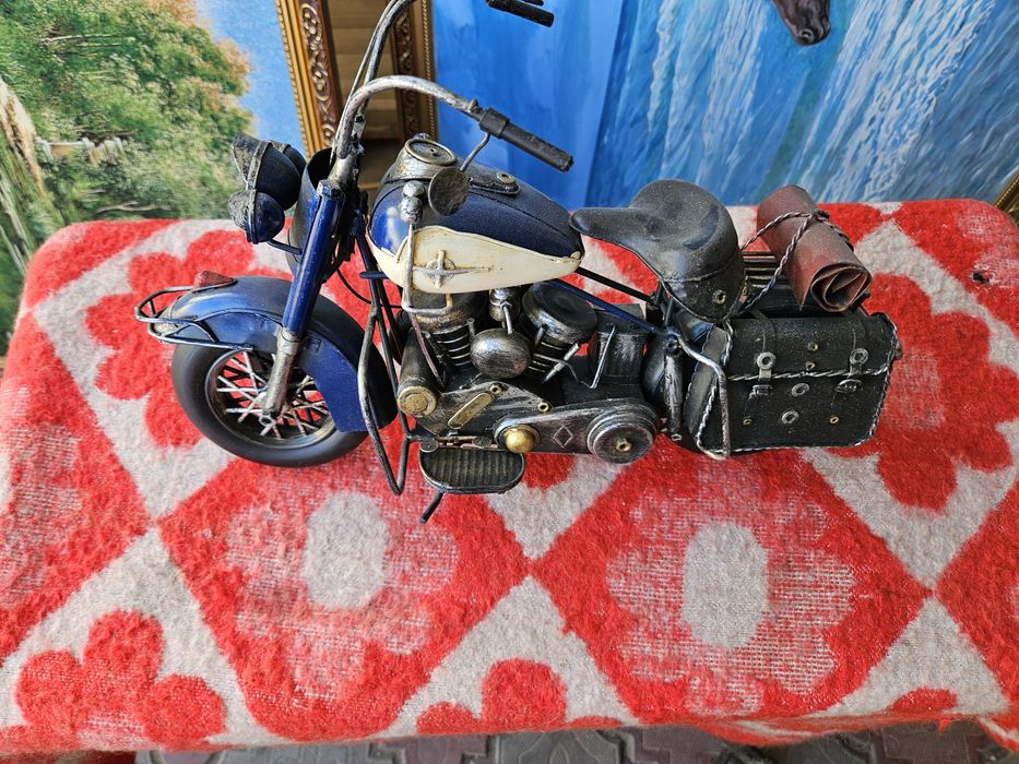 Сувенирыные мотоциклы.