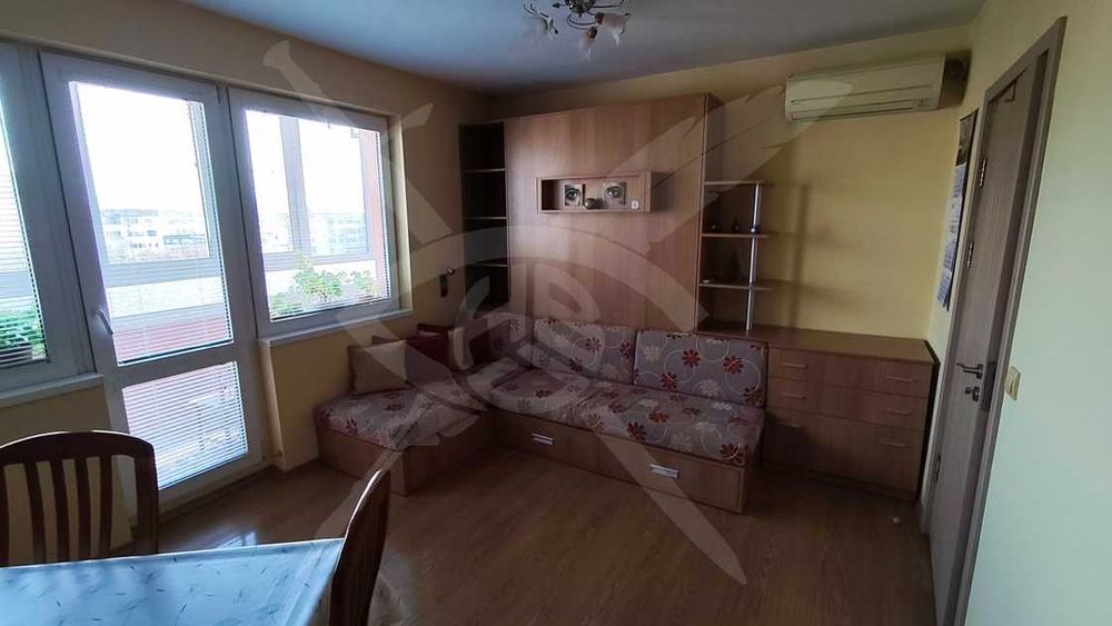 Дава се под наем Двустаен апартамент в Варна, Окръжна болница - 50 кв.м за 448.8 € - Снимка #2