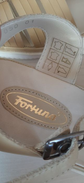 Нови сандали 36 номер