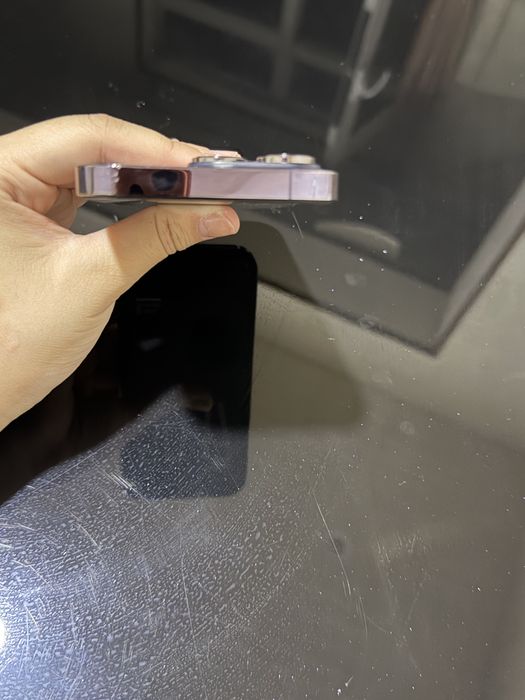 IPhone14 Pro б/у есть документы коробка