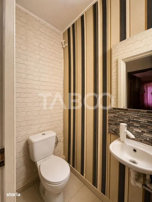 Apartament cu 3 camere decomandate balcon in zona Primaverii Manastur