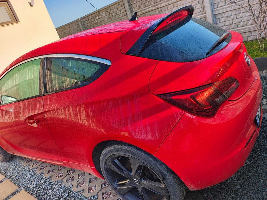 Opel Astra-J GTC