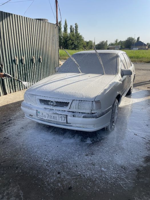 Opel vectra 1.8 обём 8 клапан