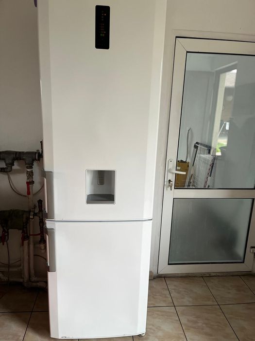 Combina frigorifica beko