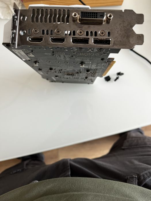 ASUS DUAL GeForce GTX 1060 06G