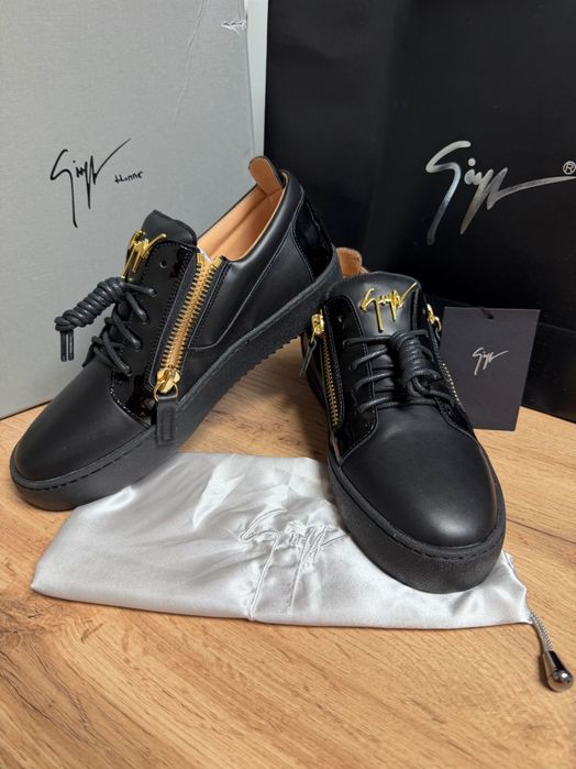 Обувки Giuseppe Zanotti 42