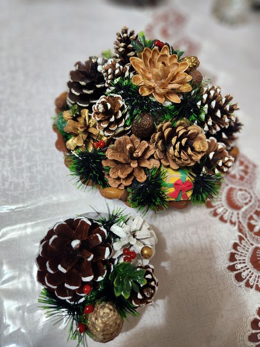 Продаётся красивая ручная работа! 2 больших 1 маленький.