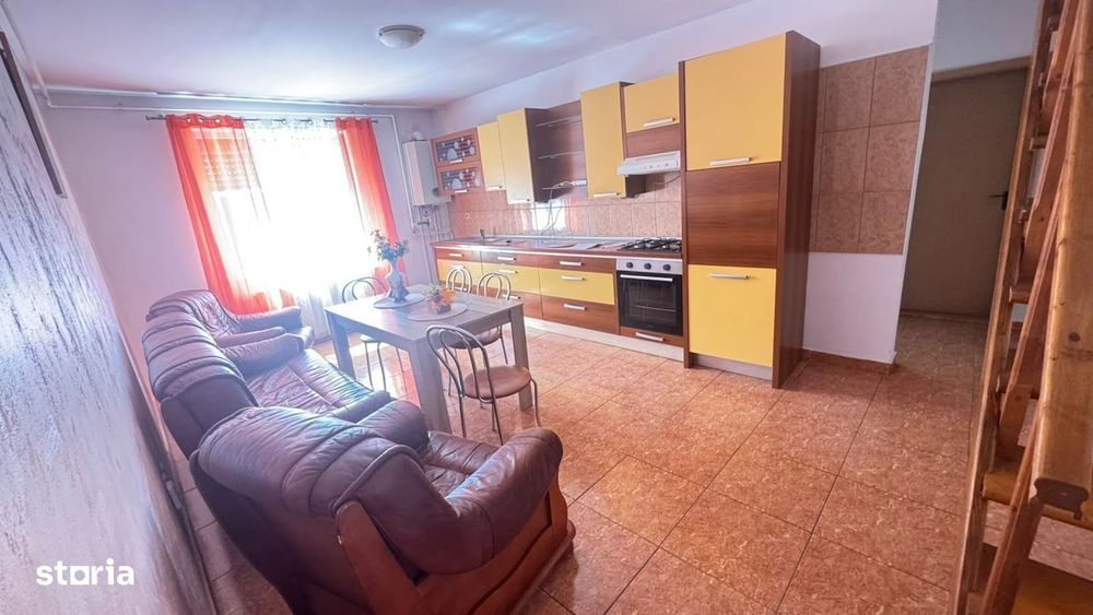 Apartament scara interioara