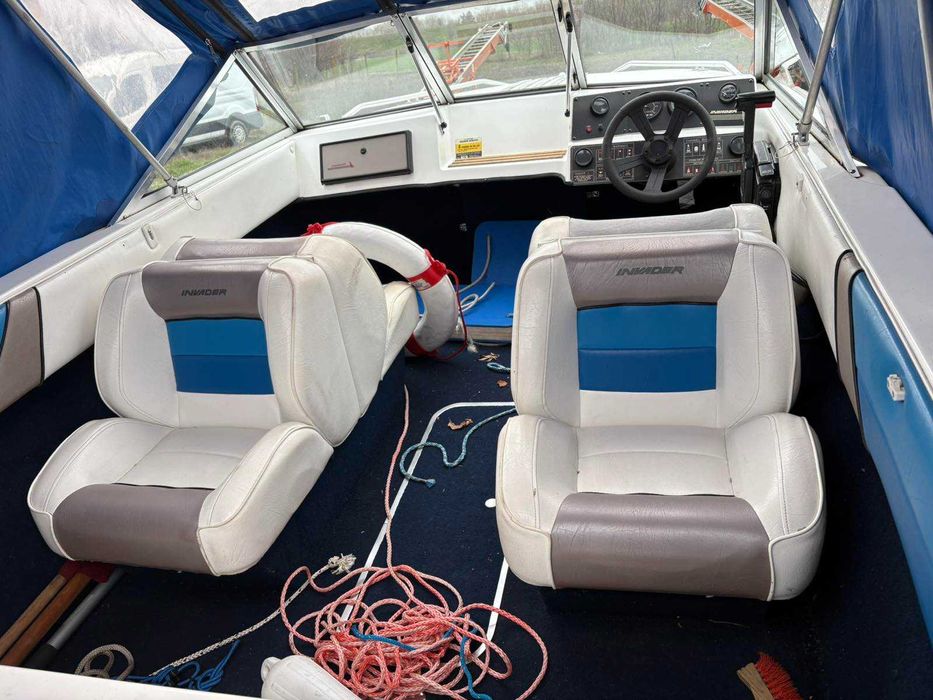 Лодка Invader / 150 CB