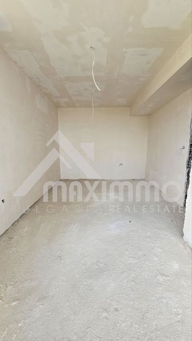 Продава се Къща в Варна, м-т Акчелар - 430 кв.м за 1745 €/кв.м - Снимка #5