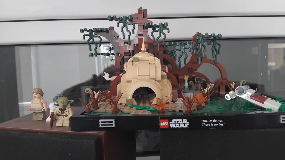 Lege Star Wars complet, în condiție excelenta, ca Nou