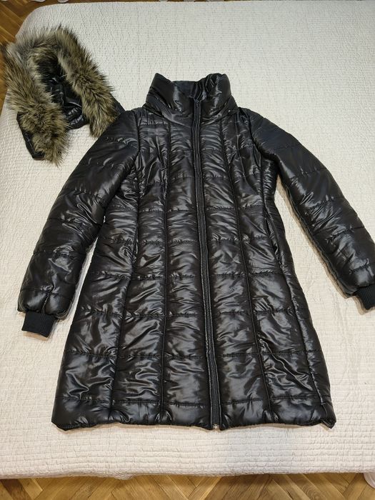 Продавам дамско яке Junona 44 размер