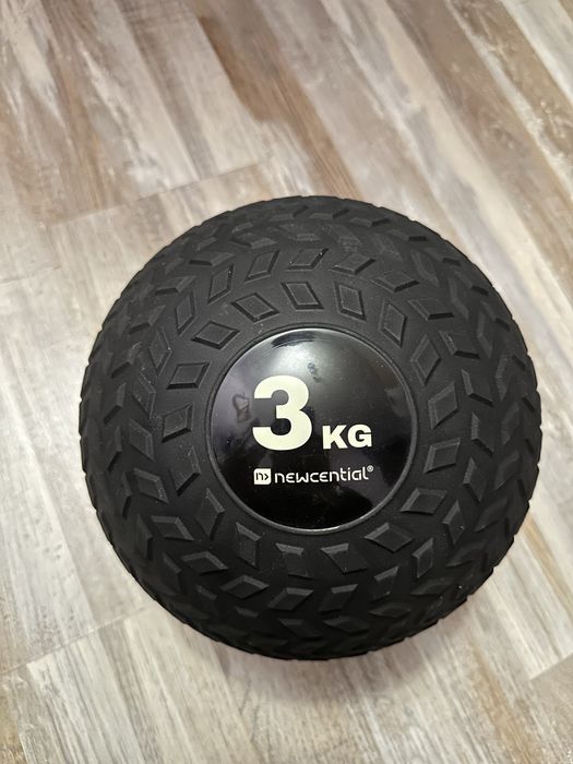 Медицинска топка/ топка за фитнес, йога и пилатес 3 кг.