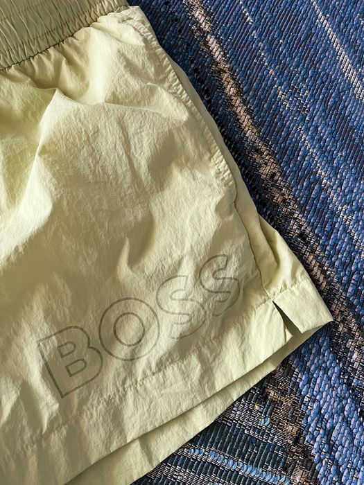Hugo Boss - бански размер Л-М / Оригинал