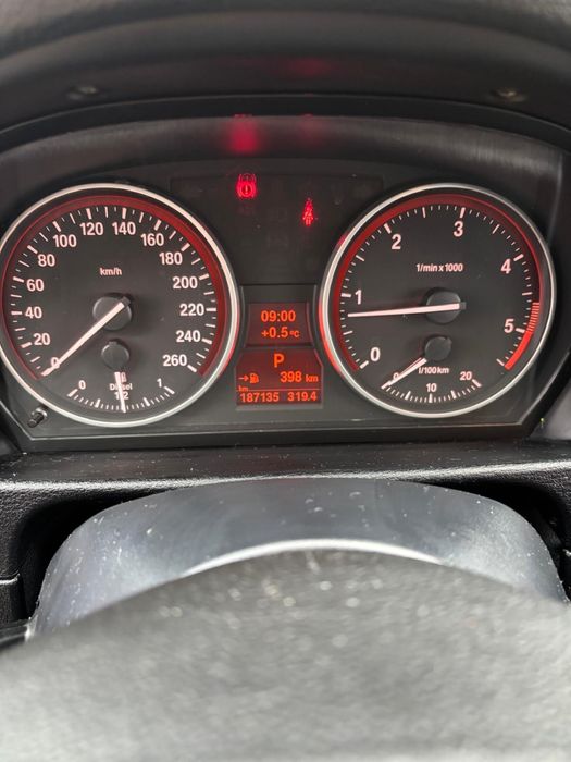 Vând BMW X1 xDrive 18d