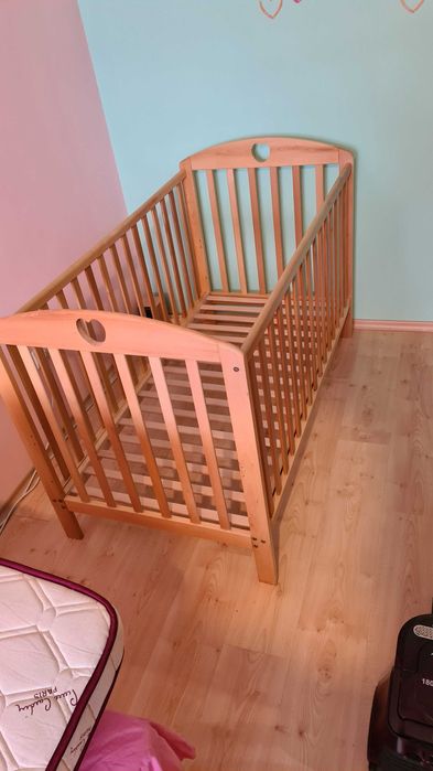 бебешко/детско креватче от масивно дърво - Lola kinderbett 70/140 + двулицев матрак magniflex Pierre Cardin