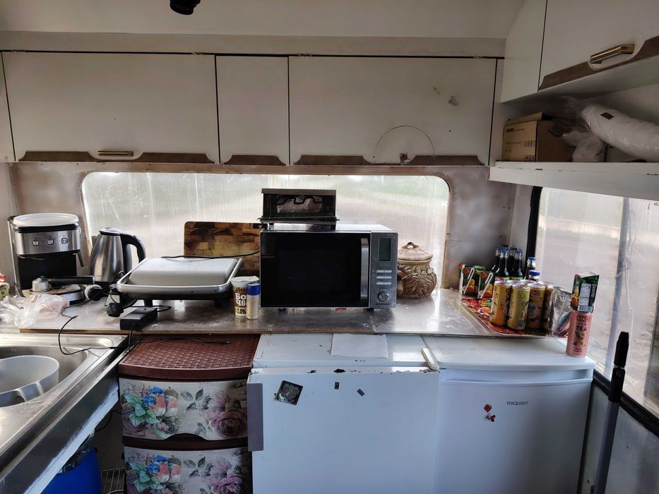 Каравана за бързо хранене