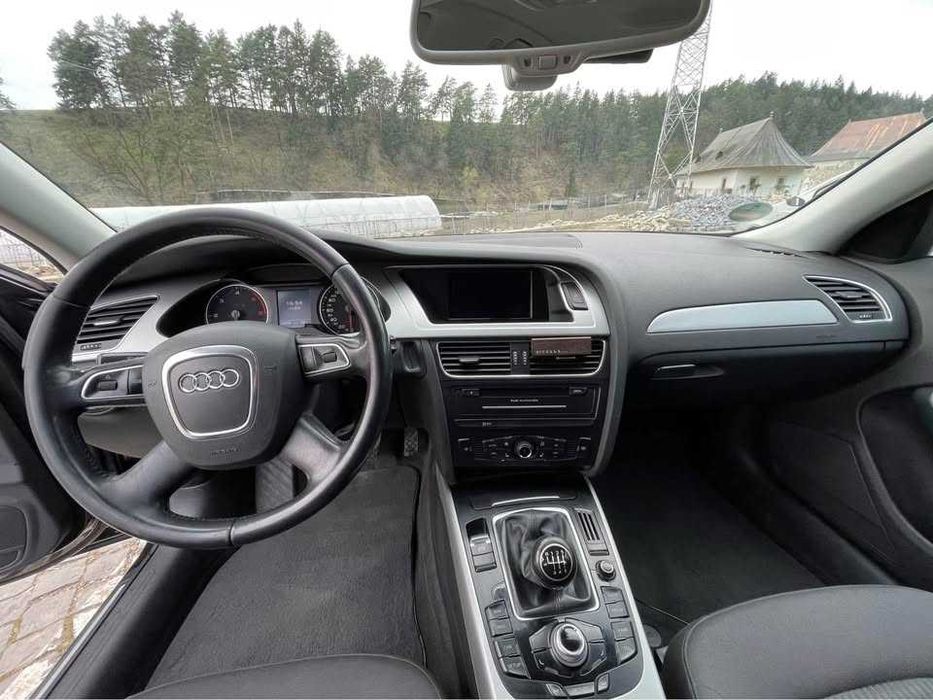 Vand AUDI a4  Euro5  2011