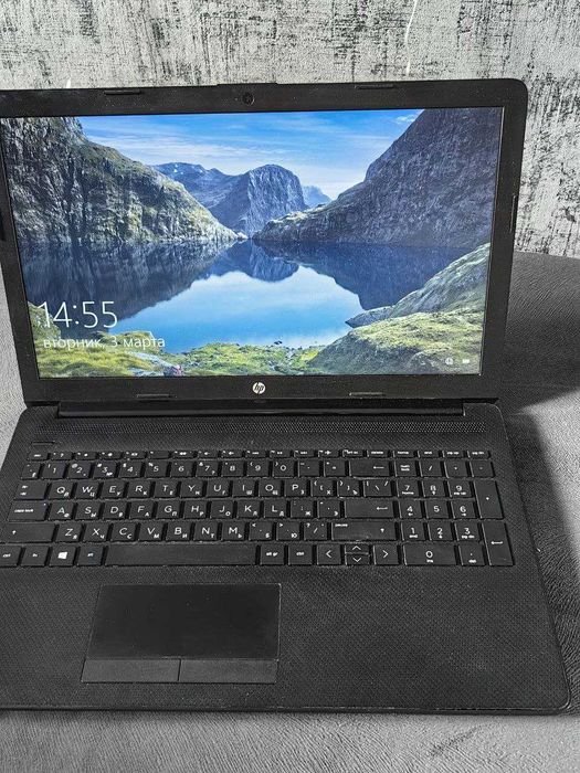 Ноутбук HP Laptop model 15