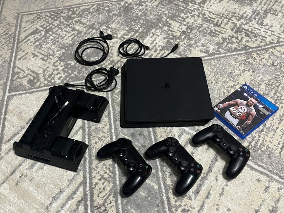 PlayStation 4 slimm 1tb