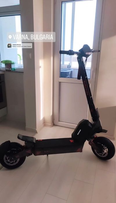 Продавам тротинетка Kukirin G4