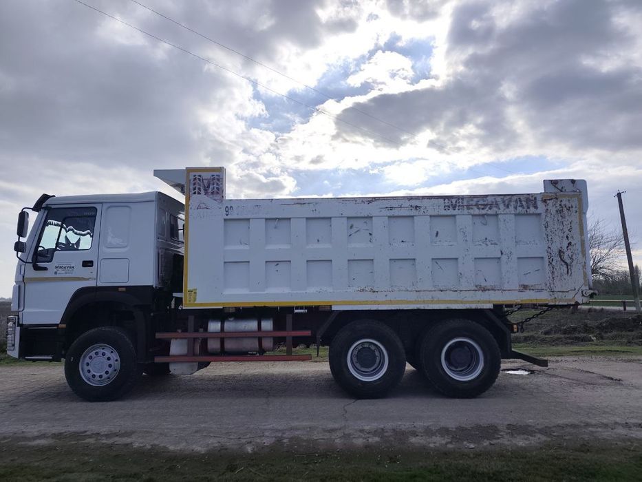 HOWO 2022. Юргани 82000. Матом коробка зур. Балонлар 100%.