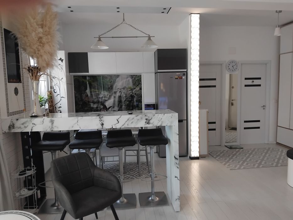 Apartament de închiriat bul. Mamaia  Nord  zona Voll