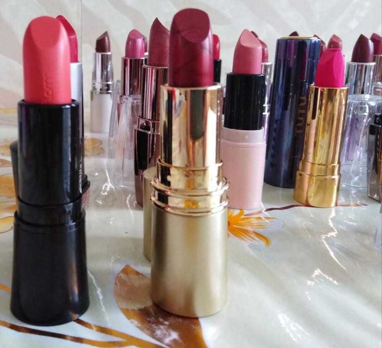 Акция! Карандаши и помады 2+1!