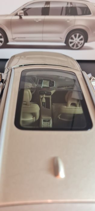 Aduc Machete 1 18 Volvo XC90 mark 2 cu imperfecțiuni