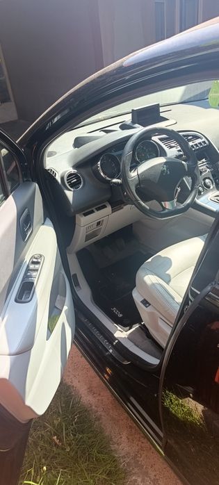 Peugeot 3008 benzina1.6
