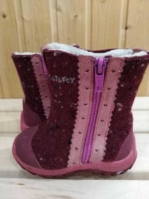 Натуральные валенки на девочку