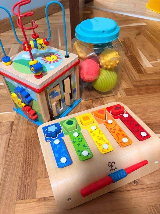 Лот дървени играчки и сензорни топки Ludi